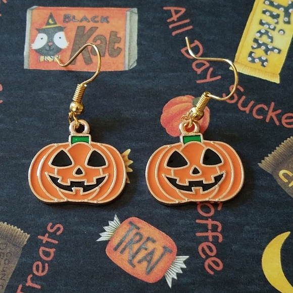 Jewelry - Halloween jack o'lantern earrings